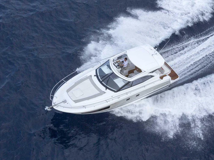 Yacht charter Punat cheap Leader 36