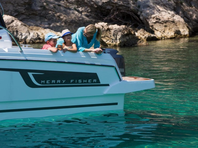 Motorboat rental with or without captain Jeanneau Punat