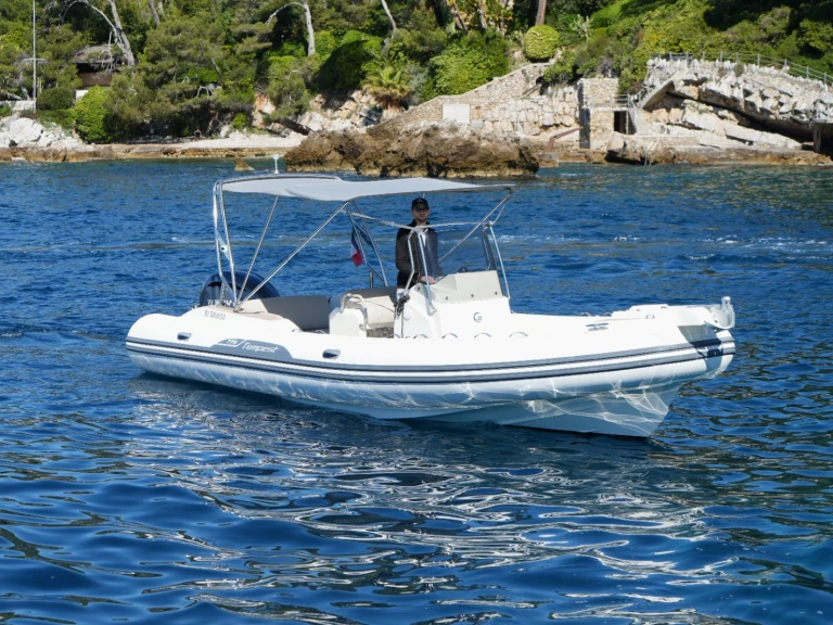 Capelli Tempest 775 charter bareboat or captained in  Cannes