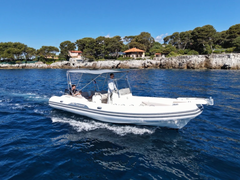 Rent a Capelli Tempest 775 Cannes
