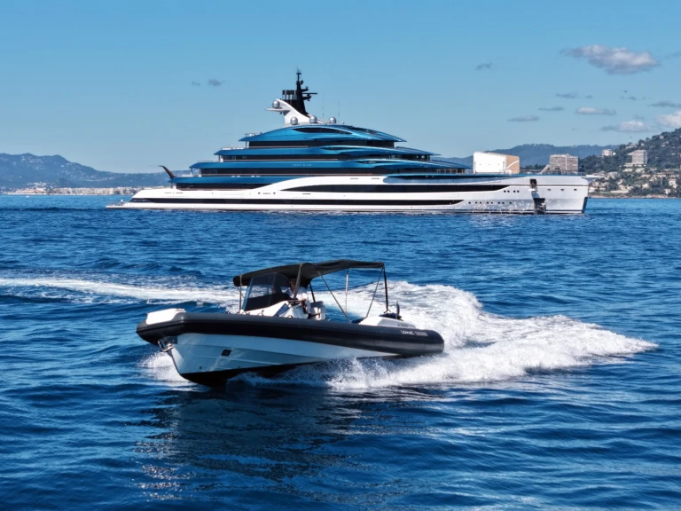 Yacht charter Cannes cheap Gran Turismo 10.5