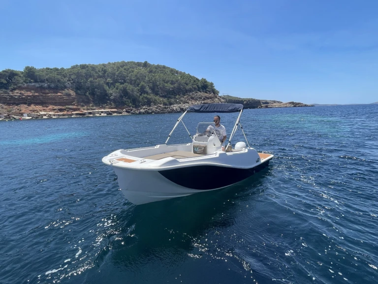 Motorboat rental in Sant Antoni de Portmany - V2 BOATS 5.0 SPORT