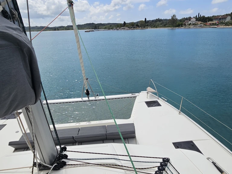 Rent a Fountaine Pajot Elba 45 Naxos (City)