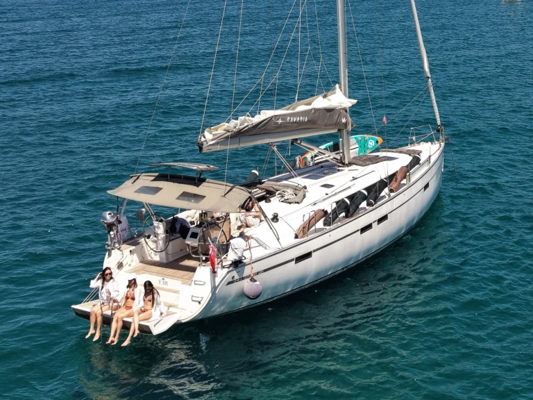 Bareboat Rental Sailboat Bavaria with a boat licence