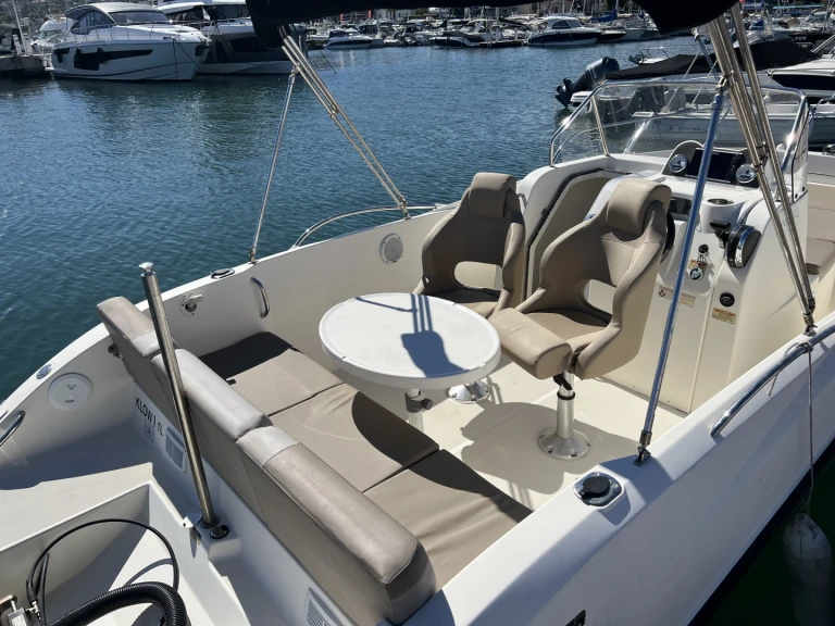 Motorboat rental with or without captain Quicksilver Cannes