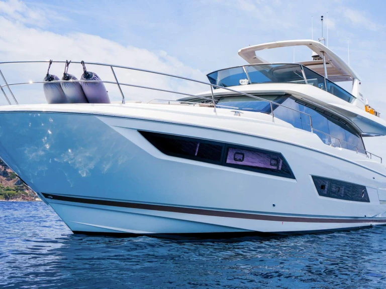 Bareboat Rental Luxury Yacht Prestige Yachts with a boat licence