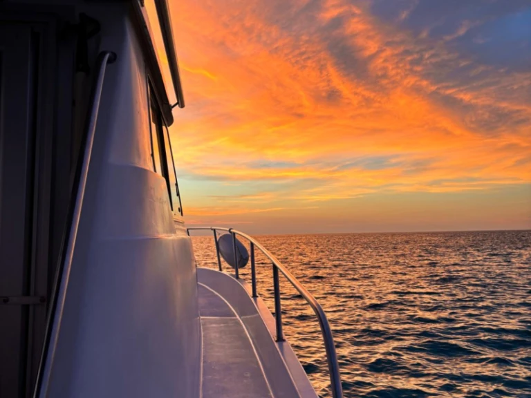 Motorboat rental in Port de Ciudadella - ASTINOR 1000