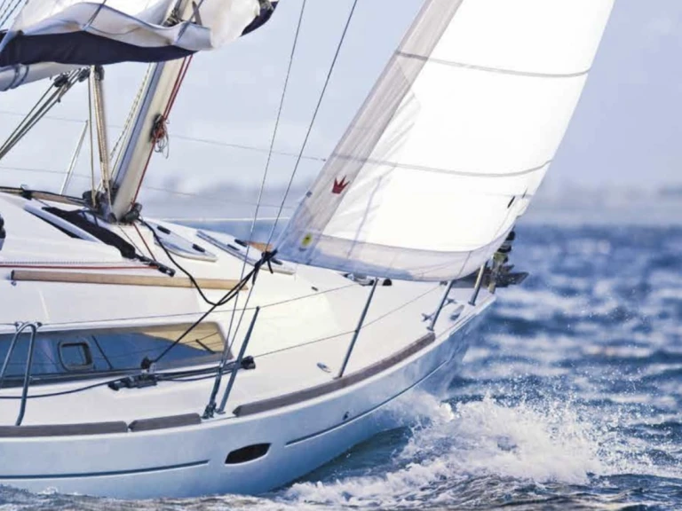 Yacht charter La Herradura cheap Oceanis 31