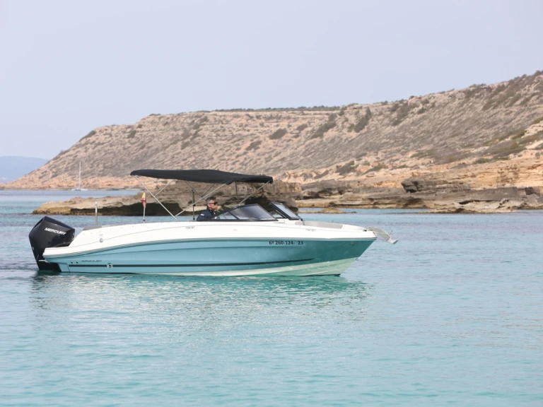 Bayliner VR6 OB in Port of can Pastilla on SamBoat