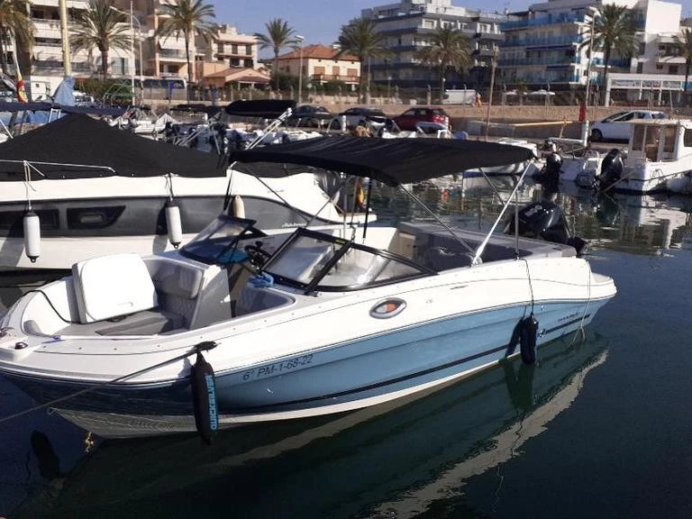 Motorboat rental in Port of can Pastilla - Bayliner VR6 OB