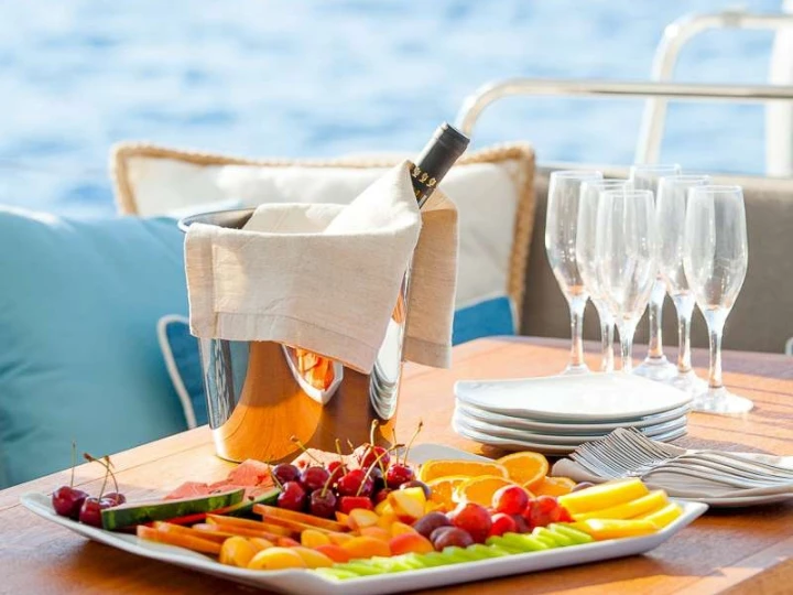 Catamaran rental in Santorini (Island) - Lagoon Lagoon 52 F