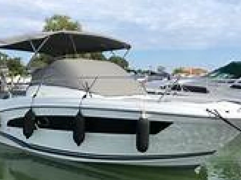 Rent a Jeanneau Cap Camarat 9.0 WA Saint-Raphaël