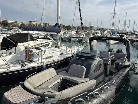 RIB rental with or without captain Zodiac Cogolin