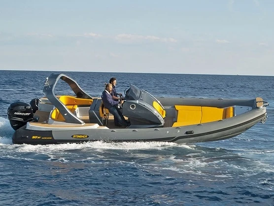 Italboats STINGHER 30 GT in Hyères on SamBoat