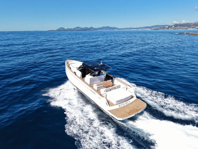 Pardo Yachts Pardo 43 charter bareboat or captained in  Golfe-Juan
