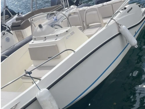 Quicksilver Activ 555 Open charter bareboat or captained in  Marseille