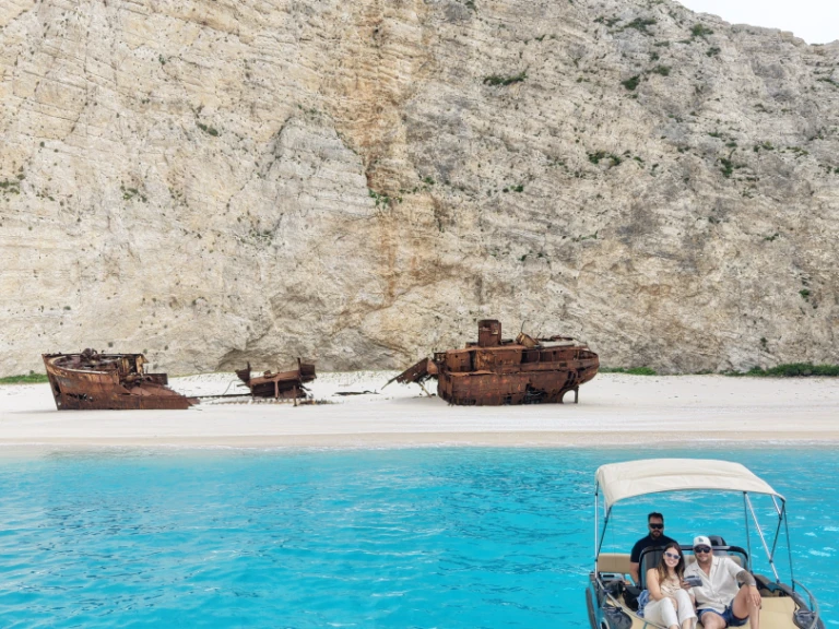 Motorboat rental with or without captain Nireus Zakynthos
