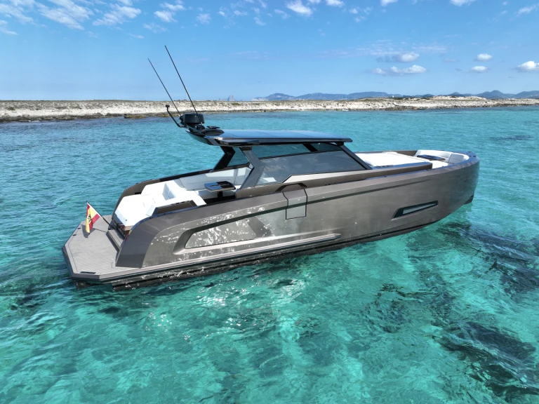 Motorboat rental in Ibiza Town - Vanquish VQ 45