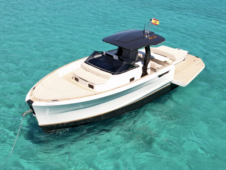 Motorboat for rent Ibiza Town at the best price