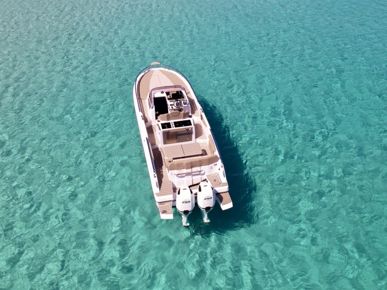 Motorboat rental in Ibiza Town - Ranieri 330 LX