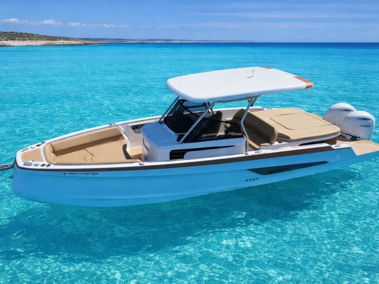 Motorboat for rent Ibiza Town at the best price