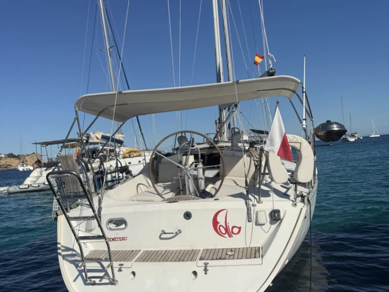 Sailboat rental in Ibiza Town - Bénéteau Oceanis 390