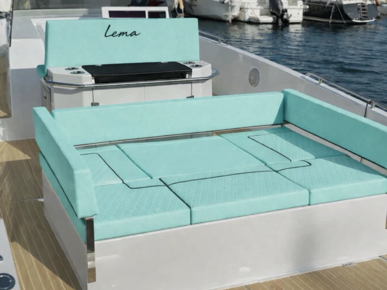 Motorboat for rent Ibiza Town at the best price
