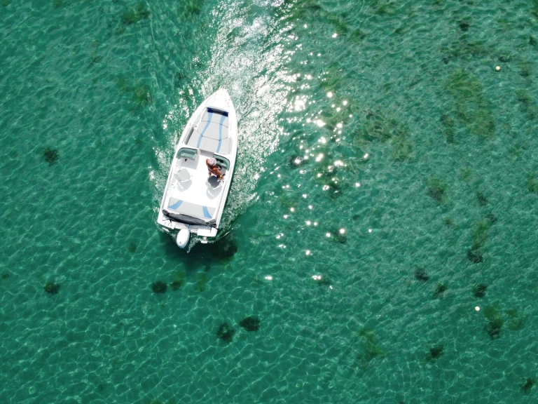 Yacht charter Chalkidikís cheap 520BR