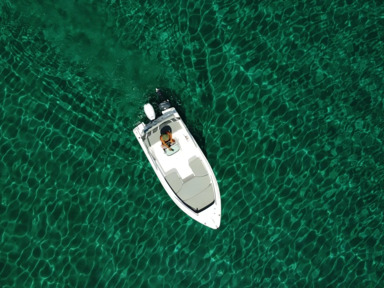 Motorboat rental with or without captain Olympic Boats Chalkidikís