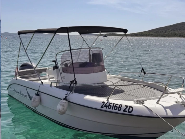 Motorboat rental with or without captain Fisher Zadar