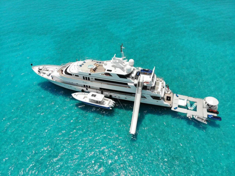 Luxury Yacht rental in Saint Martin - Christensen KEFI