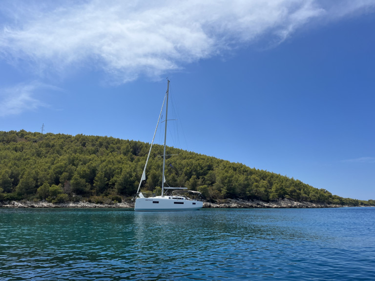 Jeanneau Sun Odyssey 410 charter bareboat or captained in  Split