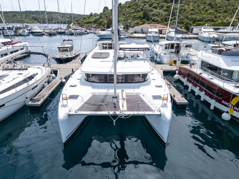 Catamaran rental with or without captain Lagoon Primošten