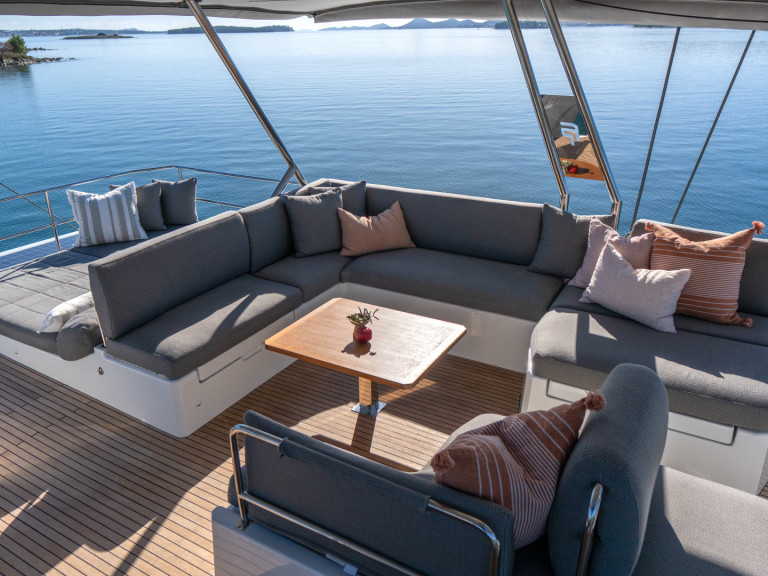Yacht charter Kaštel Gomilica cheap Samana 59