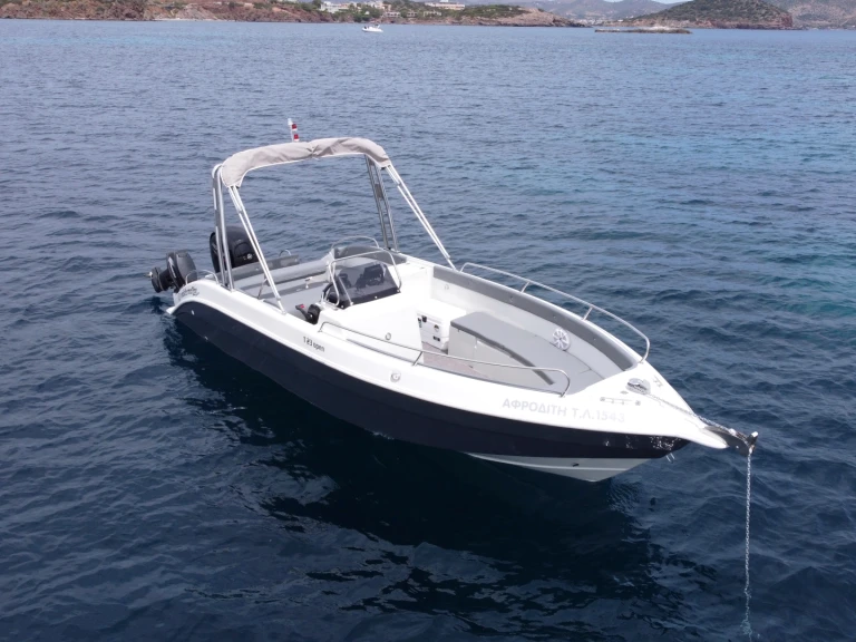 Motorboat for rent Lagonisí at the best price