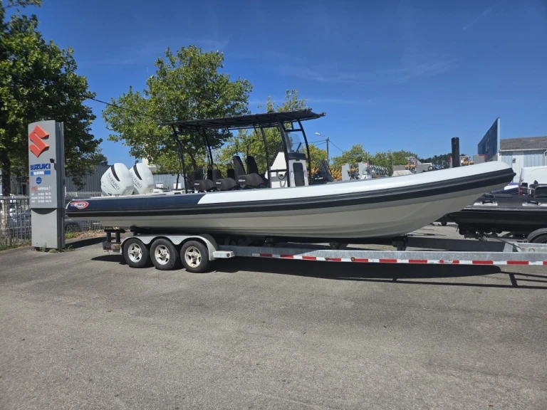 Searib's 9.60 PRO in Arzon on SamBoat