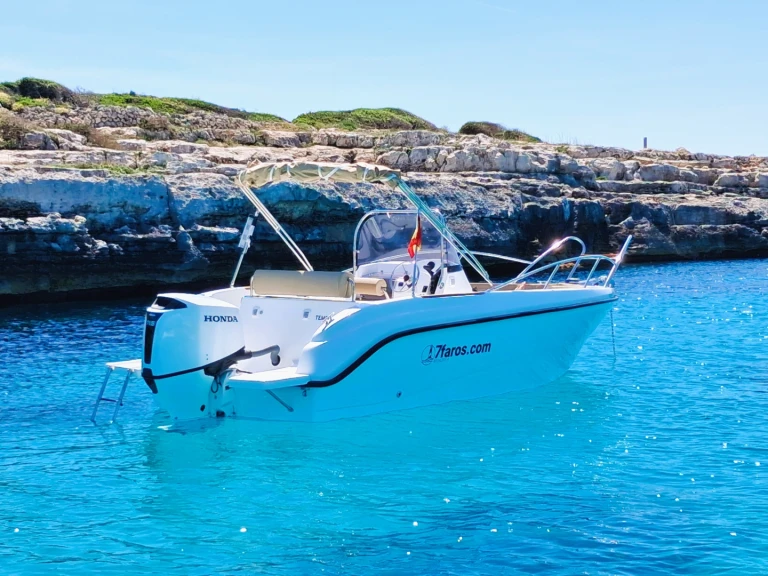 Rent a Polyester Yacht Open 605 Ciutadella de Menorca