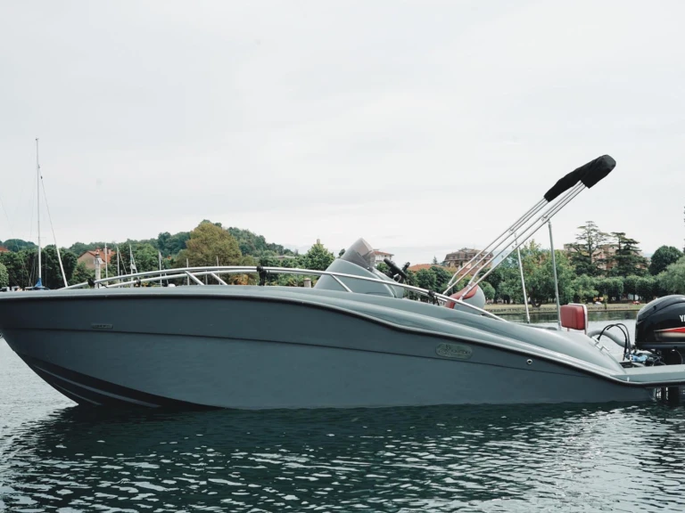 Boat rental Clear Aries Open L in Angera on Samboat