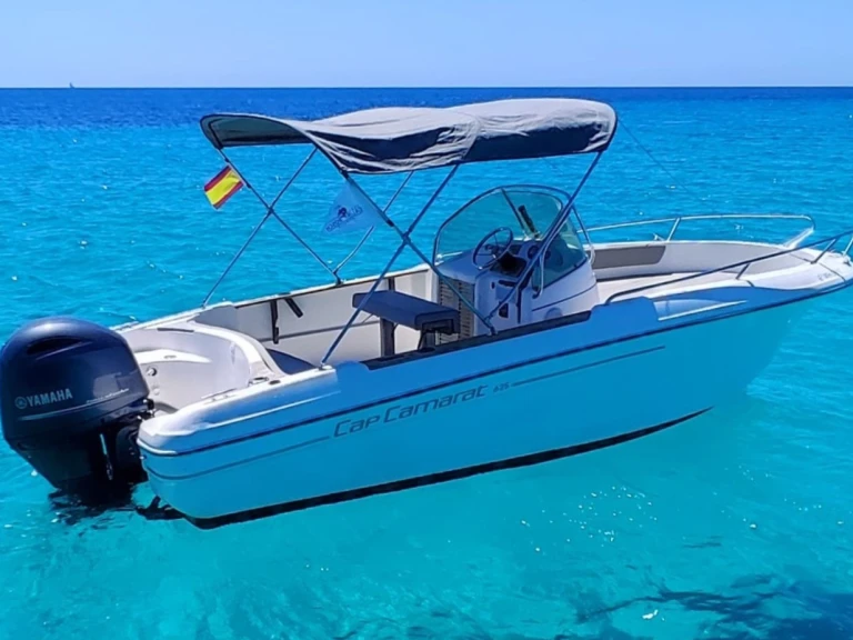 Boat rental Jeanneau Cap Camarat 625 in Cala en Bosch on Samboat