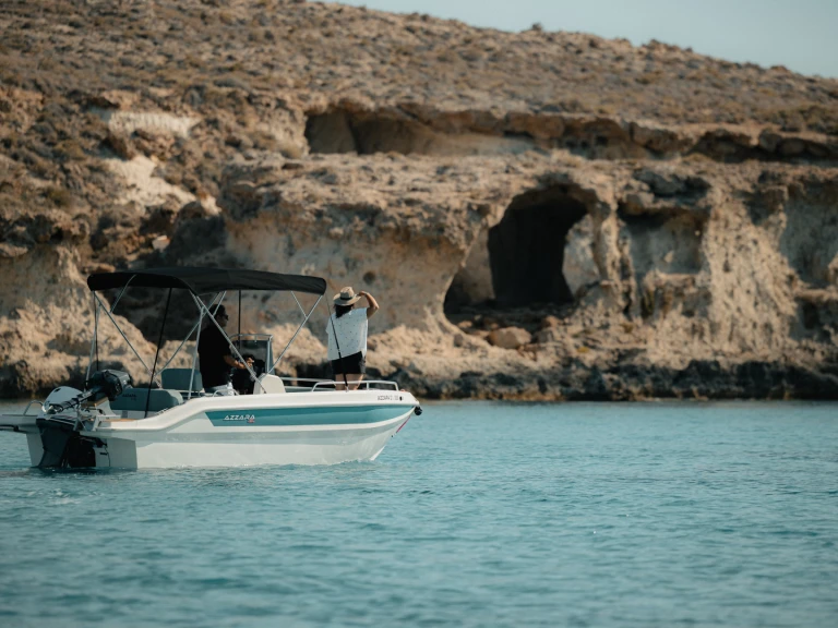 Motorboat for rent Órmos Makry-Gialoú at the best price