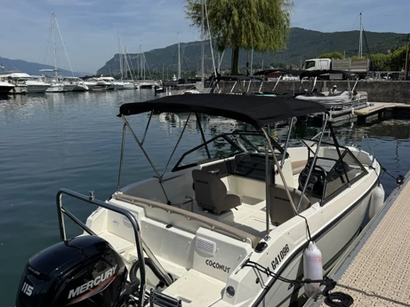 Boat rental Quicksilver Activ 555 Bowrider in Aix-les-Bains on Samboat