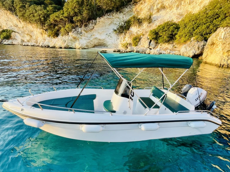 Boat rental Poseidon BLU WATER 185 in Nydri on Samboat