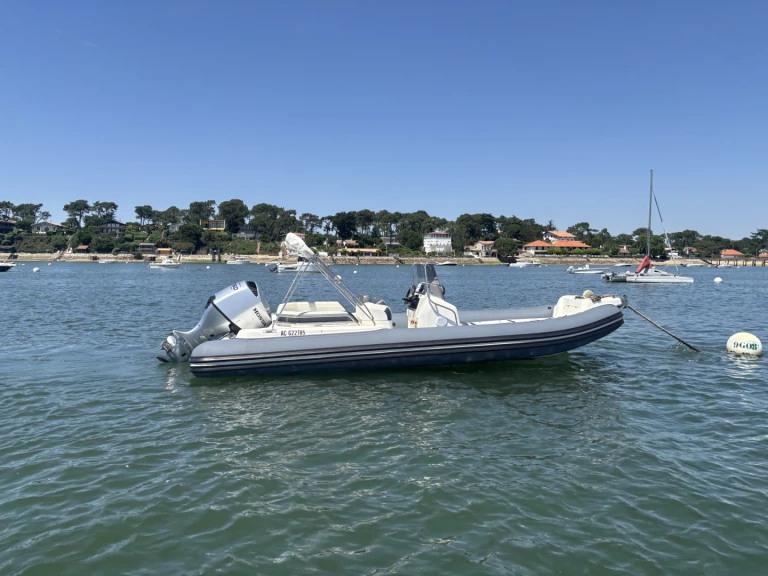 RIB for rent Grand Piquey at the best price