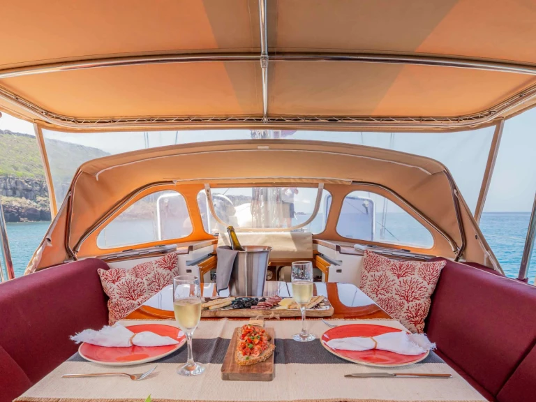 Bareboat Rental Sailboat Cnb with a boat licence
