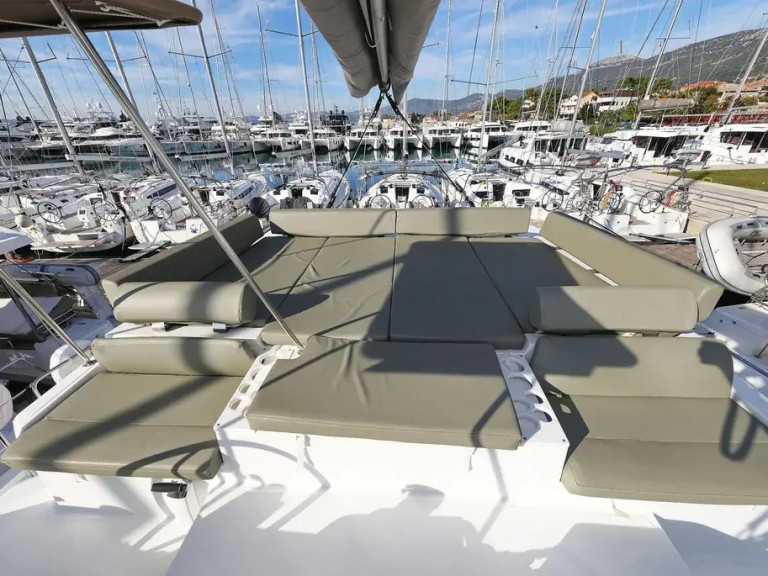 Rent a Bali Bali Catspace Voile Ribishi