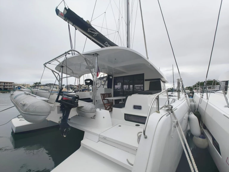 Bareboat Rental Catamaran Lagoon with a boat licence