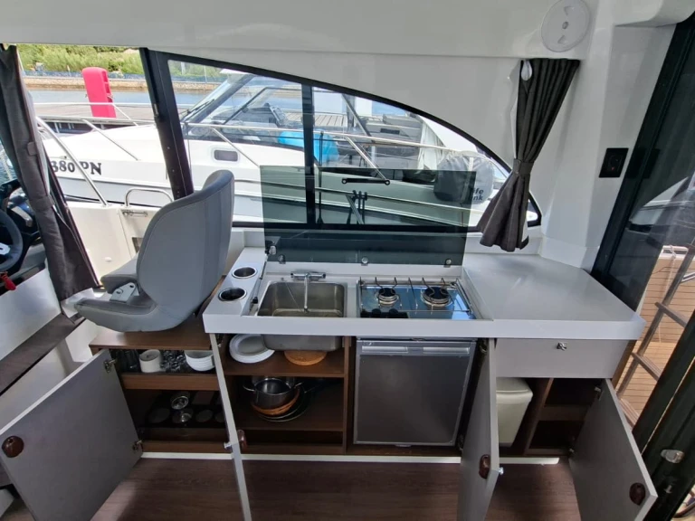 Motorboat for rent Punat at the best price