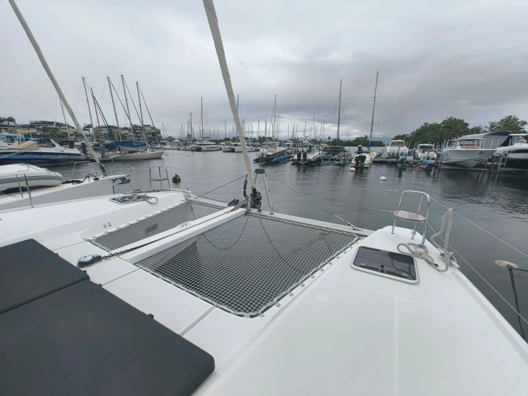 Yacht charter Bas du Fort cheap Lagoon 42