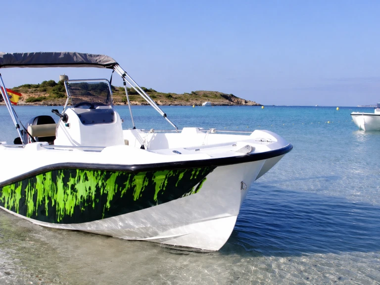 Yacht charter Torredembarra cheap 5.0 SPORT