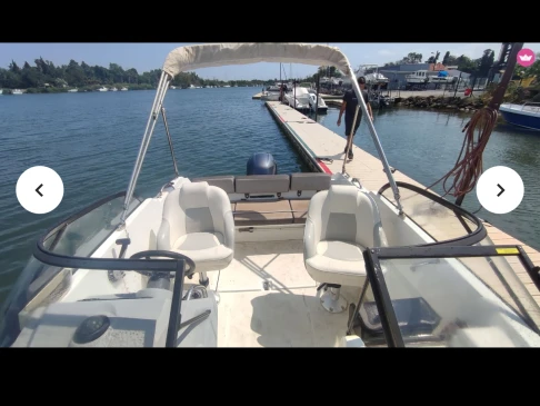 Motorboat for rent Le Grau-d'Agde at the best price